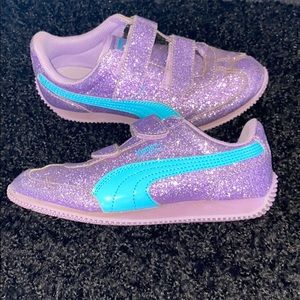 CUTE PURPLE GLITTER PUMAS!!!